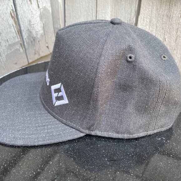 Foo Fighters Official Grey Baseball Hat Cap #90355 - Picture 4 of 7
